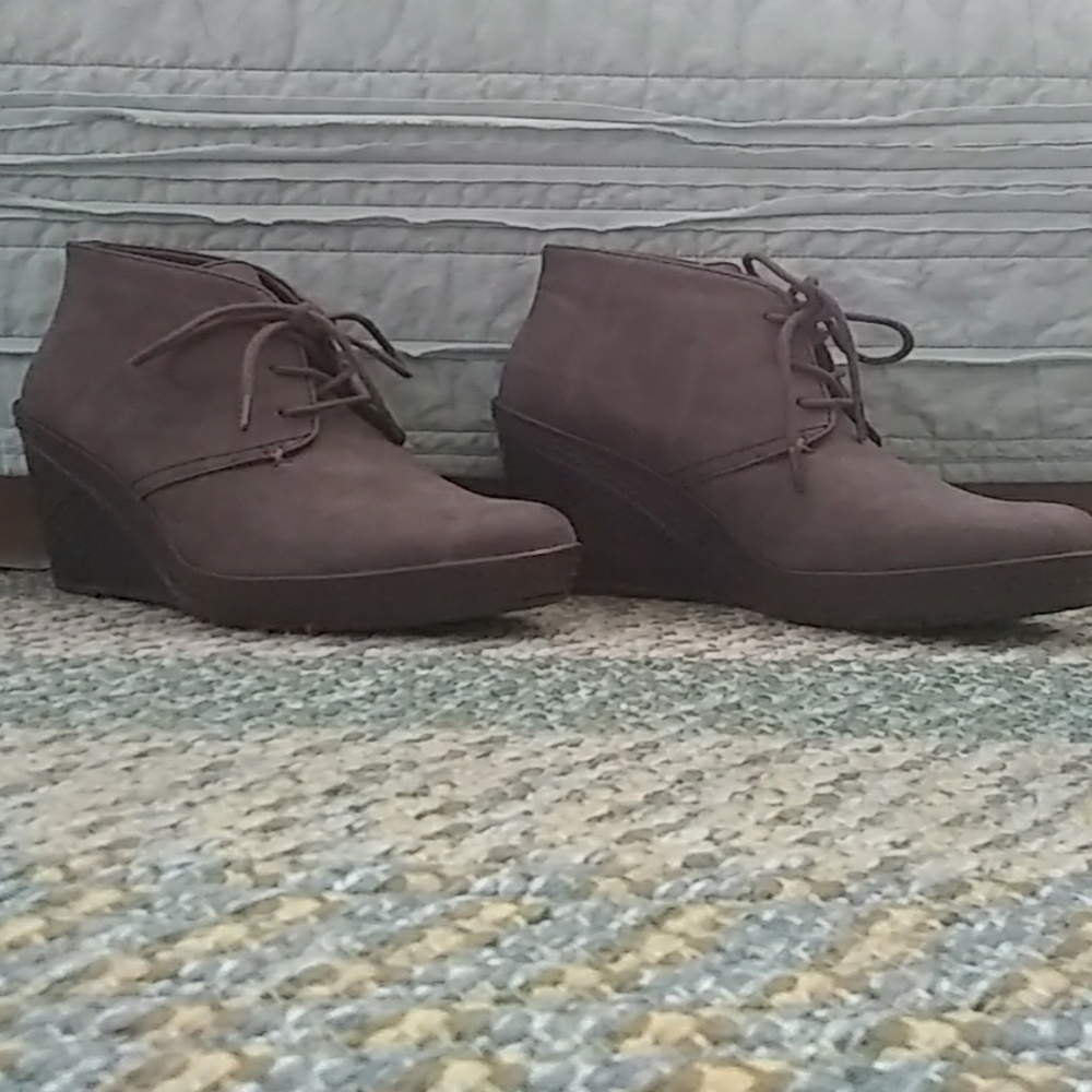 Dr. Scholl's Brown Bethany Wedge Bootie